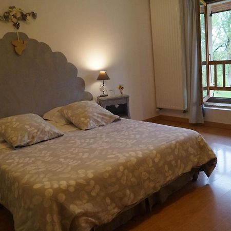 Chambre D'Hotes La Jument Grise Lescheroux Esterno foto