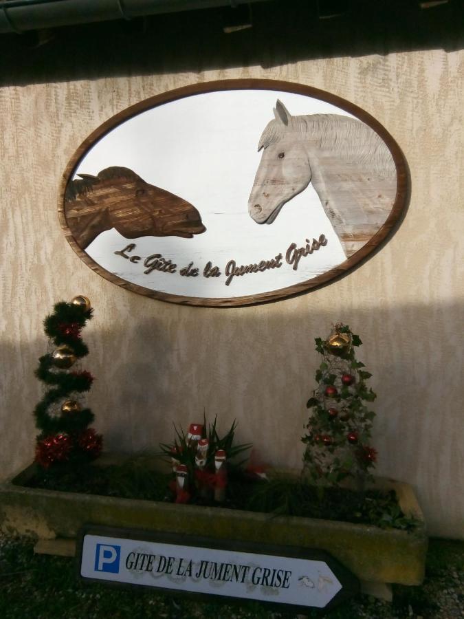Chambre D'Hotes La Jument Grise Lescheroux Esterno foto