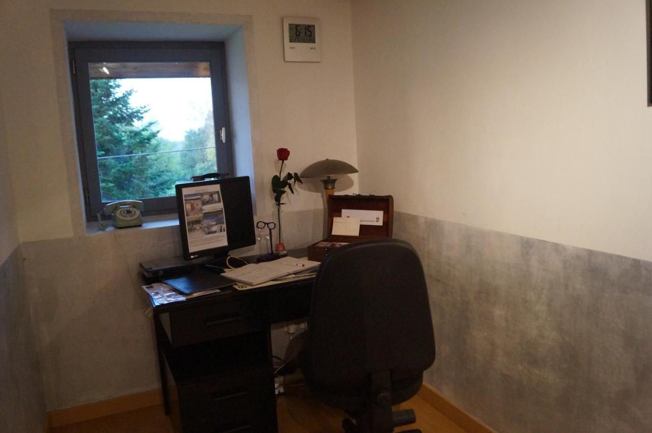 Chambre D'Hotes La Jument Grise Lescheroux Esterno foto